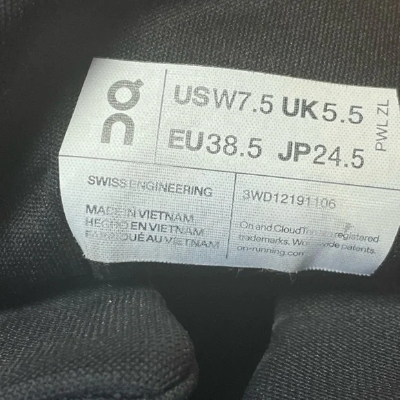 On Cloud Cloudnova Void Eclipse Women's 7.5 Black Gray Running Sneakers Shoes - Picture 9 of 10